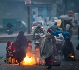 Delhi wakes up to coldest morning of season temperature dips to 4 degrees