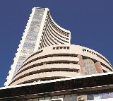 Sensex looses more than 500 points