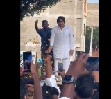 Pawan Kalyan Criticizes Media Over Allu Arjun Question