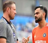 De Villiers Supports Kohli, Recommends Mental Reset for Comeback