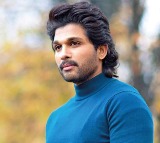 Allu Arjun Visits Injured Sri Tej at KIMS Hospital