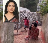Actress Climbs Tirumala Hills on Her Knees – Viral Video