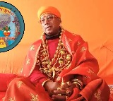 Golden Baba wearing 6 kg gold draws devotees attention at Mahakumbh Mela 2025