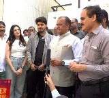Minister Komatireddy Encourages Content-Driven Films Over Big Budgets