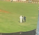 Fan Runs Onto the Field to Meet Rohit Sharma During Match – Watch the Video