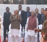 CM Nitish Kumar Clapping While Paying Tribute to Mahatma Gandhi