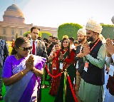 PM Slams Sonia Gandhi President Comments