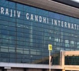 Passengers Protest At Shamshabad Airport on Cancel of Tirupati Flight