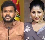 Singer Mangli entered Arasavilli temple with Ram Mohan Naidu TDP cadre disappointed