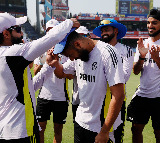 2nd ODI: Kohli returns, Varun handed ODI debut as England elect to bat against India