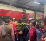 15 killed as Mahakumbh rush leads to stampede at New Delhi Railway Station