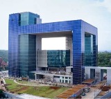 Fake Employee Entry Into Police Cammond Control Center