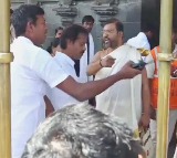 TTD member Naresh Kumar apologises temple employee