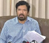 Actor Posani Krishna Murali Evades Direct Answers During Interrogation