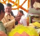 Chandrababu Bargains and Buys a Saree for Wife Bhuvaneshwari in Markapur