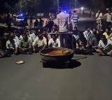 Students Protest After Razor Blade Found in Osmania University Hostel Food