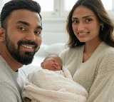 Viral Photo of KL Rahuls Daughter is Fake AI Generated Image