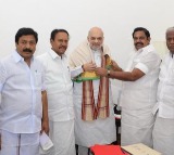 EPS meets Amit Shah in Delhi, speculations rife on possible renewal of AIADMK-BJP alliance