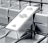 Silver Competes with Gold in Price Surge