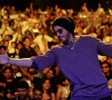 Shah Rukh Khan wishes everyone a day full of 'hugs, biryani, & warmth' this Eid