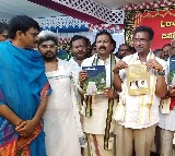 పవన్ కళ్యాణ్  కోసం పిఠాపురానికి  పురాణపండ ' శ్రీరామరక్ష' !