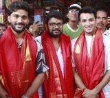 Sunrisers Hyderabad Players Visit Jubilee Hills Pedda Amma Talli Temple