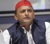 Akhilesh Yadav Modi Should Learn from Trump on Tariffs