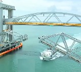 PM Modi Dedicates India’s First Vertical Advanced Pamban Bridge to the Nation