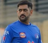 Dhoni Shares Fond Memories, Wants Another Chance with Cricket Legends