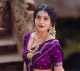 Versatile Tollywood Actress Making Her Bollywood Debut!