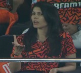 Kavya Maran Angry at SRH Batsmens Performance Watch Viral Video