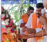 YCP MLA Ties Mangalsutra on Sitas Idol Sparks Outrage