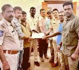 Honest Auto Driver Returns Lost Laptops in Hyderabad