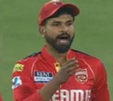 Viral Video Shows Shreyas Iyer’s Reaction to Maxwell’s DRS Call