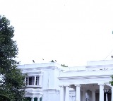 Techie Attempts Suicide at Bengaluru Raj Bhavan Alleging Harassment by Wife