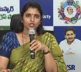 Anchor Shyamala Tags Top Leaders, Highlights Negligence at Tirumala