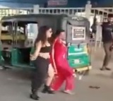 Traffic Chaos in Ludhiana as Women Film Reels on Roadside