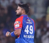 IPL 2025: Mukesh Kumar’s Heroics Help Delhi Restrict LSG to 159
