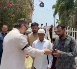 Asaduddin Owaisi Distributes Black Badges at Mosque