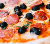 Ready to eat meals frozen pizza can kill you early in life warns study