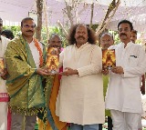 అభయ గణపతి ఆలయదర్శనం అమోఘం: పురాణపండ 