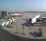 100 Flights Cancelled at Delhi Airport Amidst India Pakistan Tensions