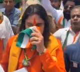Controversy erupts after BJP MLA wipes sweat with Tricolour during Tiranga Yatra