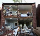 21 killed as suspected tornadoes hit Missouri, Kentucky