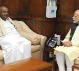 Widely respected for his statesmanlike approach: PM Modi greets Deve Gowda on his birthday