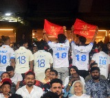Fans coming in whites on IPL night is beautiful: Manjrekar on tribute to Kohli during RCB-KKR match
