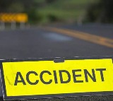 Parigi Road Accident Tourist Bus Collides With Lorry Four Dead