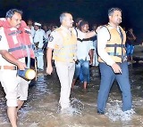 Godavari River Accident One Body Recovered Search Continues
