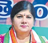 Sunitha Rao Apologizes to Revanth Reddy and TPCC Chief Mahesh Kumar Goud