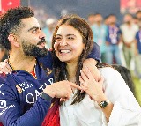 ‘Namma Bengaluru’, says Anushka Sharma as hubby Virat touches down in the city with IPL trophy